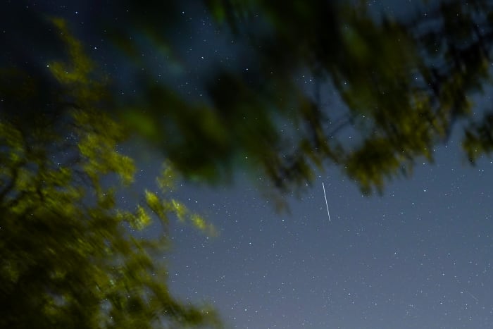 "Mysterious Object Caught on Video: Unraveling a Wild Sky Sight"