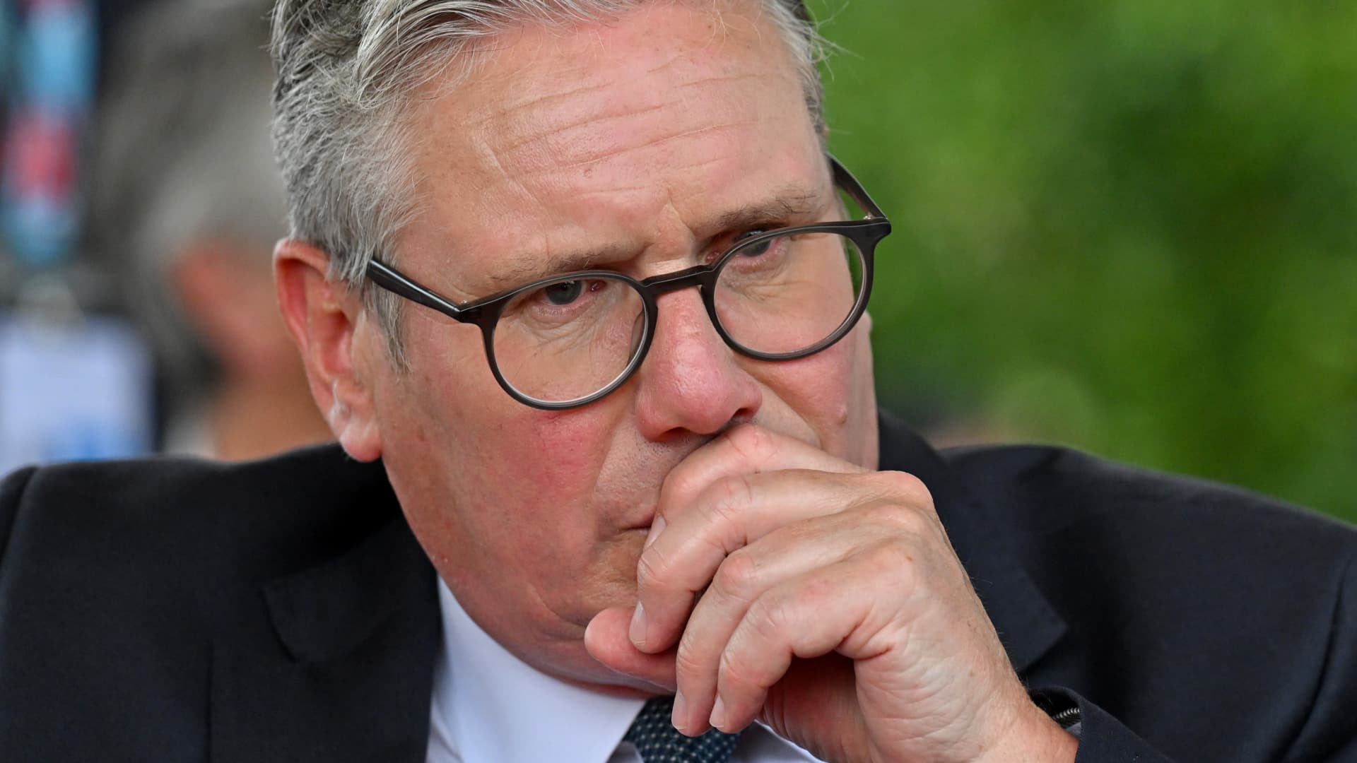 Featured image for UK Politics in Flux: Leadership Challenges and Economic Uncertainty