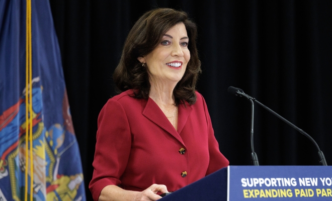 Featured image for NY Governor Expands Fully Paid Parental Leave for State Employees