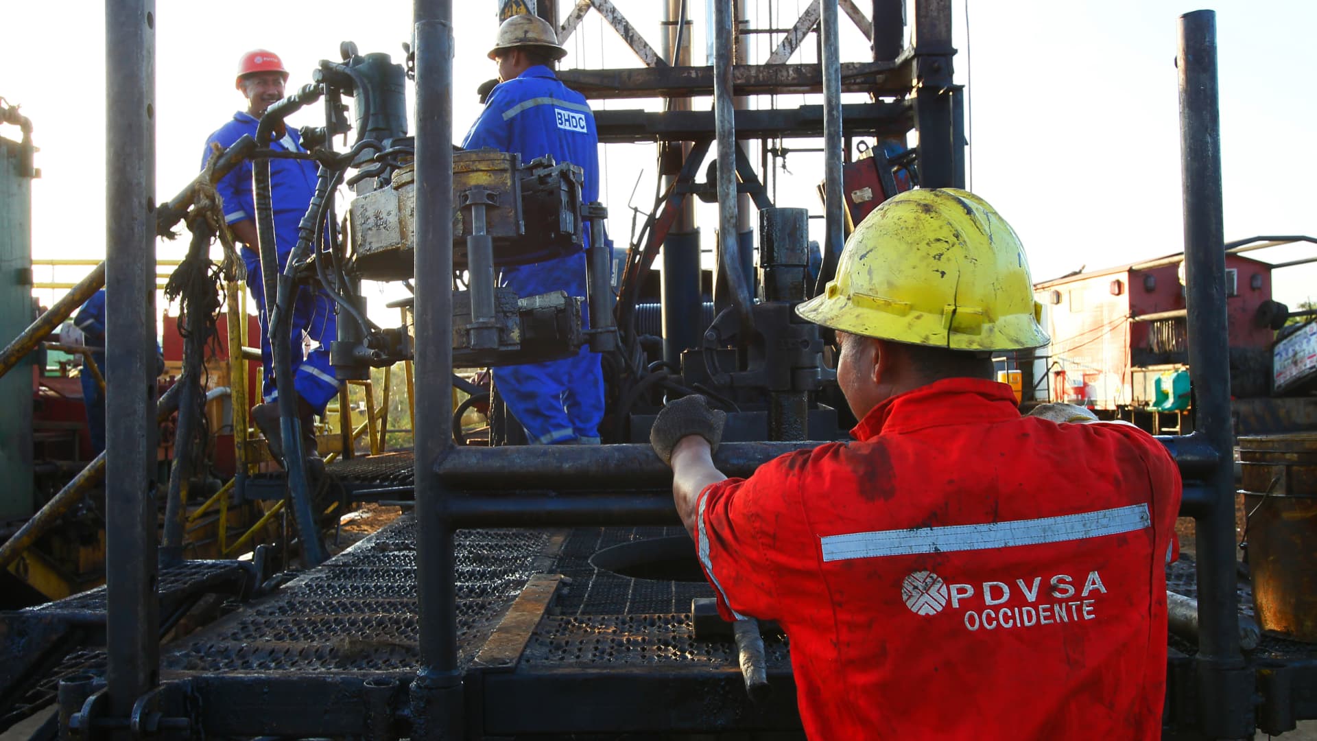 Featured image for U.S. and Maduro's Venezuela Strategies Signal Ongoing Tensions in Oil Markets