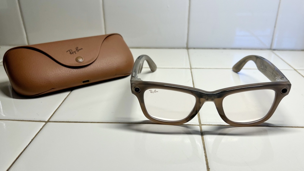Featured image for Ray-Ban Meta Smart Glasses: A Review of Features, Battery Life, and Future Potential
