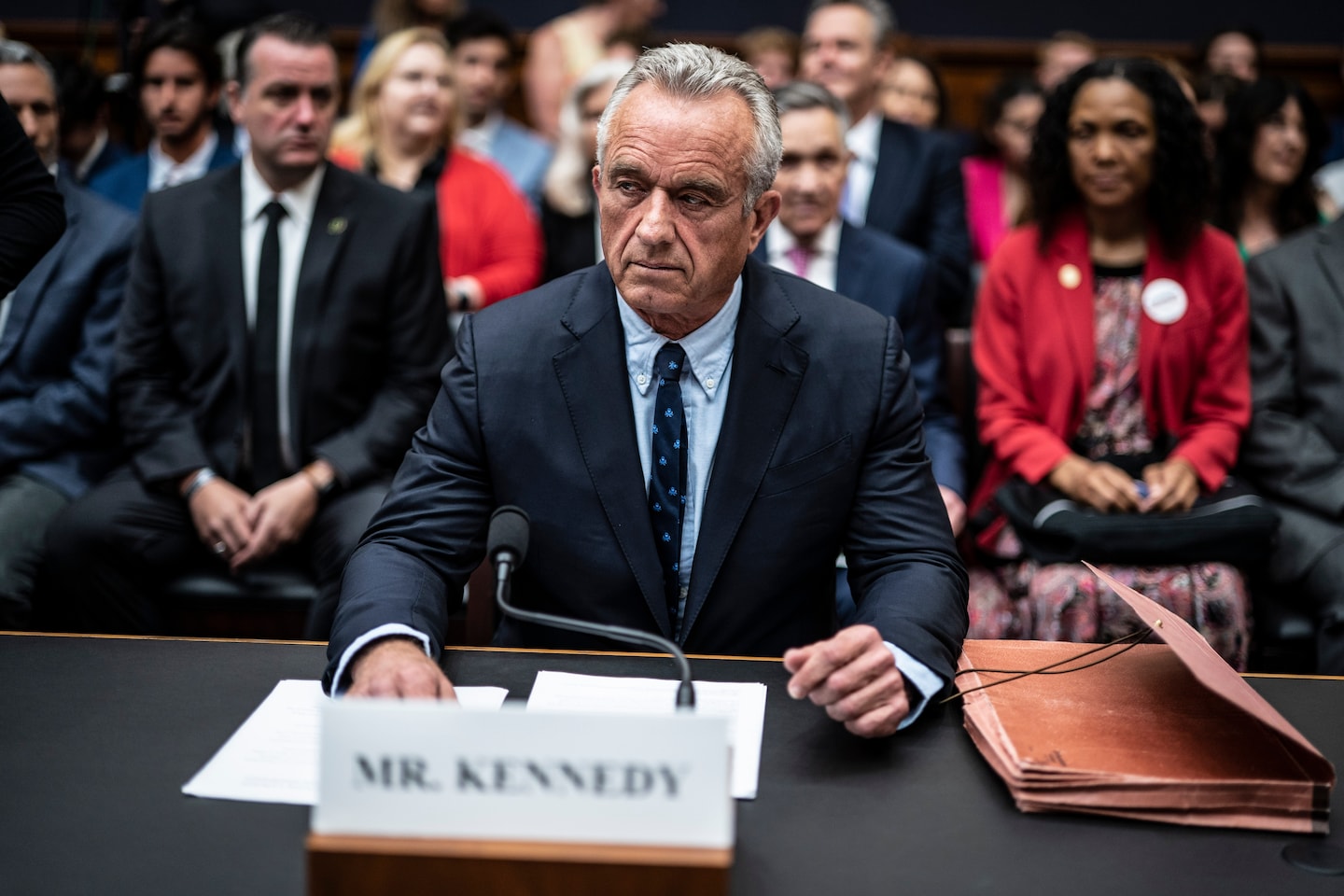 Featured image for RFK Jr. Calls for Special Counsel to Review January 6 Cases