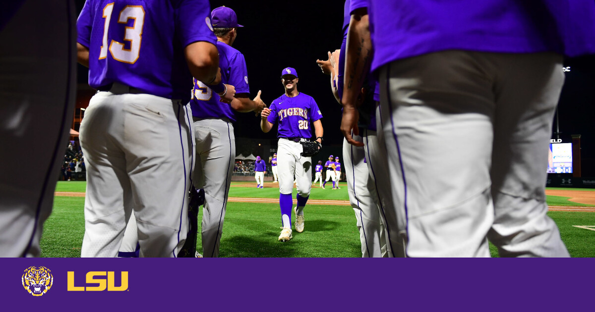 LSU's Skenes Dominates with Career-High 15 Strikeouts in Shutout Victory Over Auburn.