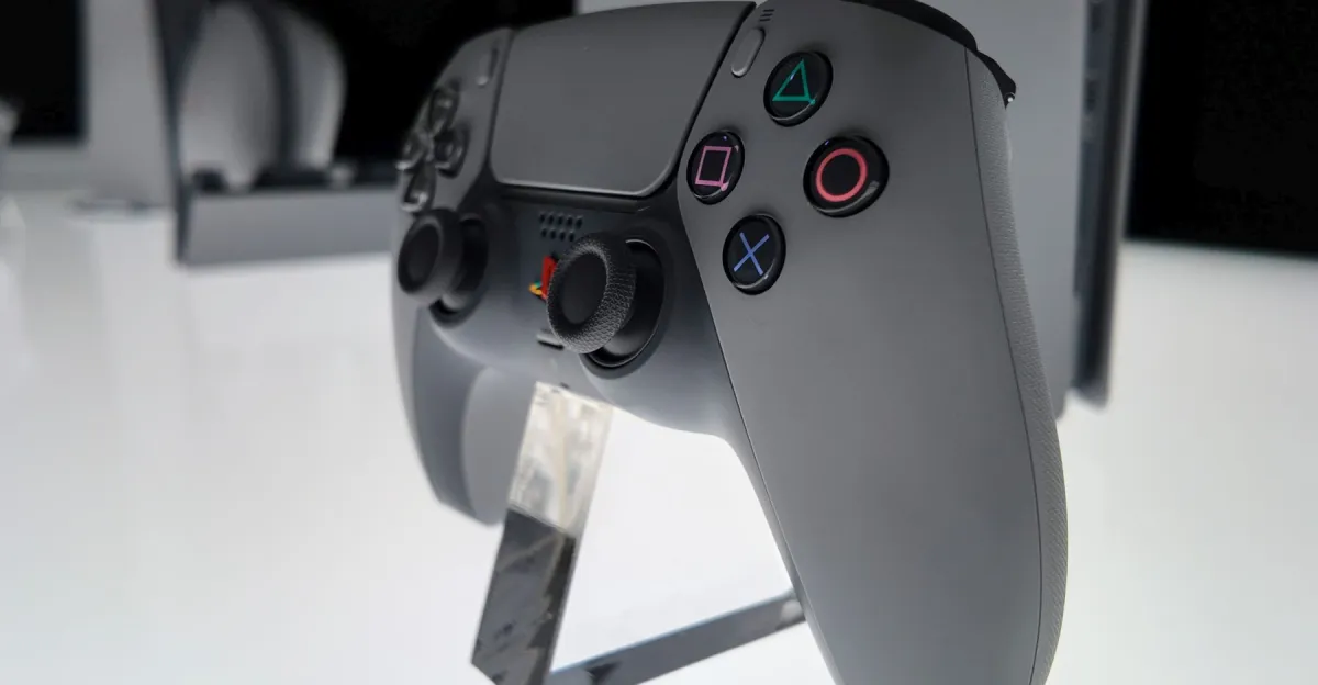 Featured image for Sony's 30th Anniversary DualSense Controller Restock Details