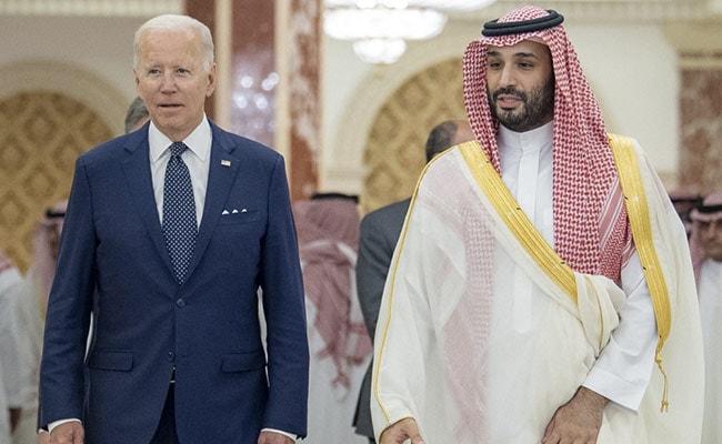 Saudi Arabia Shifts Focus from Israel to Iran Amid War and Hamas Attacks: Reports
