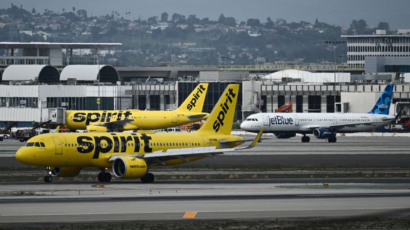 Featured image for "JetBlue and Spirit Airlines Terminate $3.8 Billion Merger Deal Over Regulatory Issues"