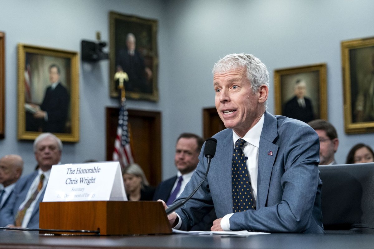 Featured image for DOE Approves Oil Reserve Swap to Support Gulf Coast Fuel Supply