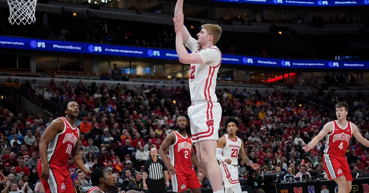 Badgers and Ducks clash in NIT quarterfinals.