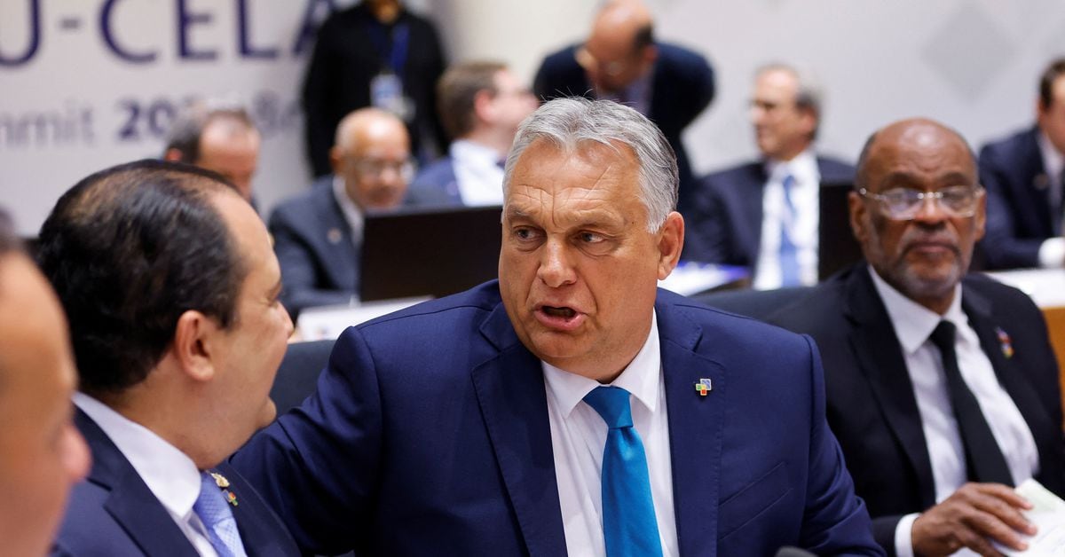 Orban Urges Hungary to Reform EU Instead of Exiting