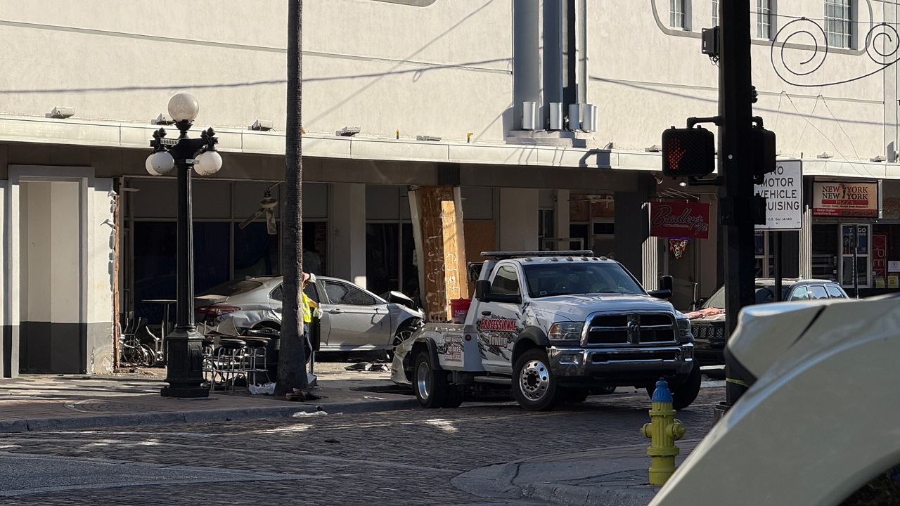 Featured image for Tragic Ybor City Crash Kills 4, Injures 11 During Police Chase