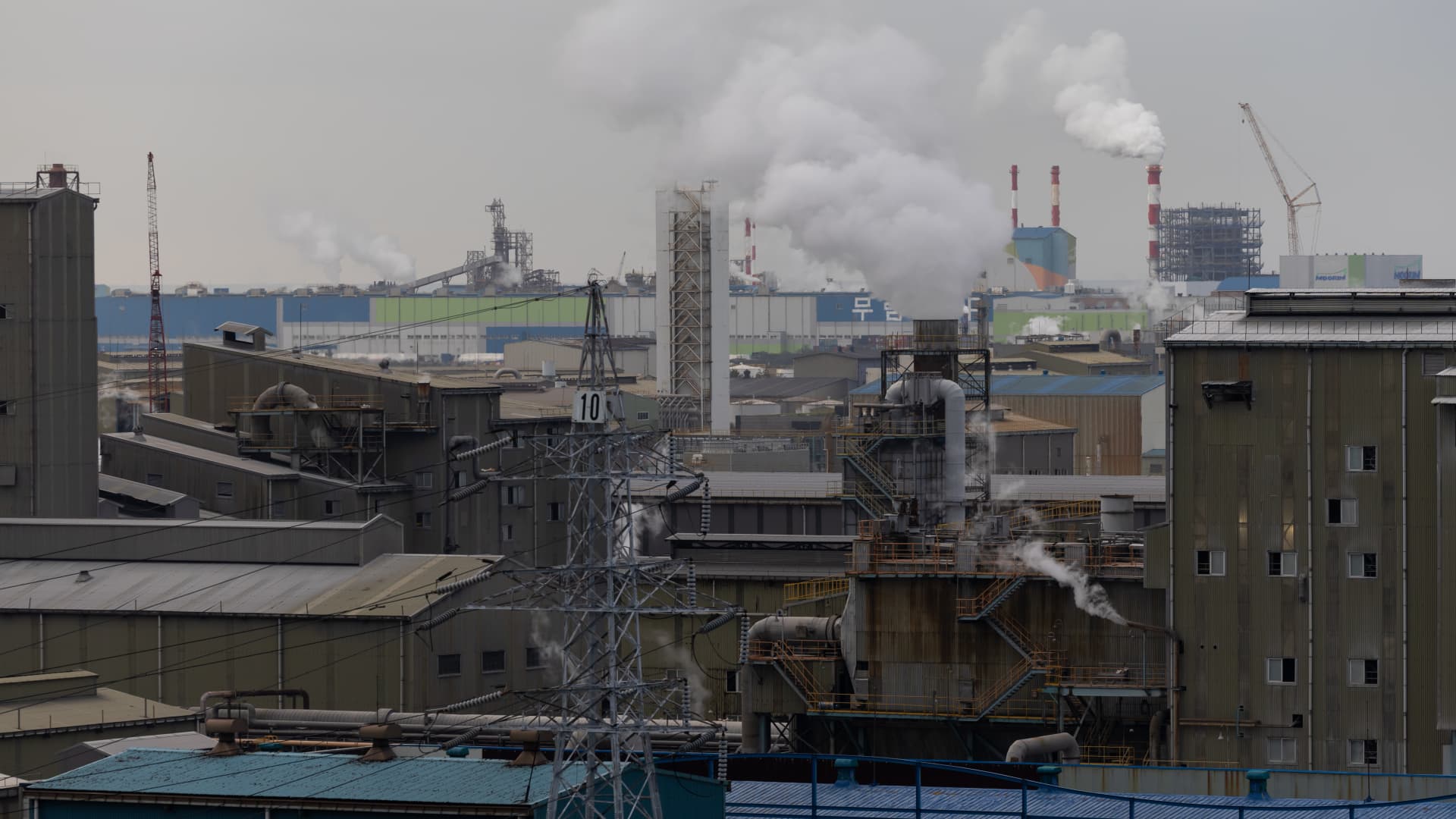 Featured image for Pentagon and South Korean Firms Invest Billions in U.S. Metal and Mineral Projects