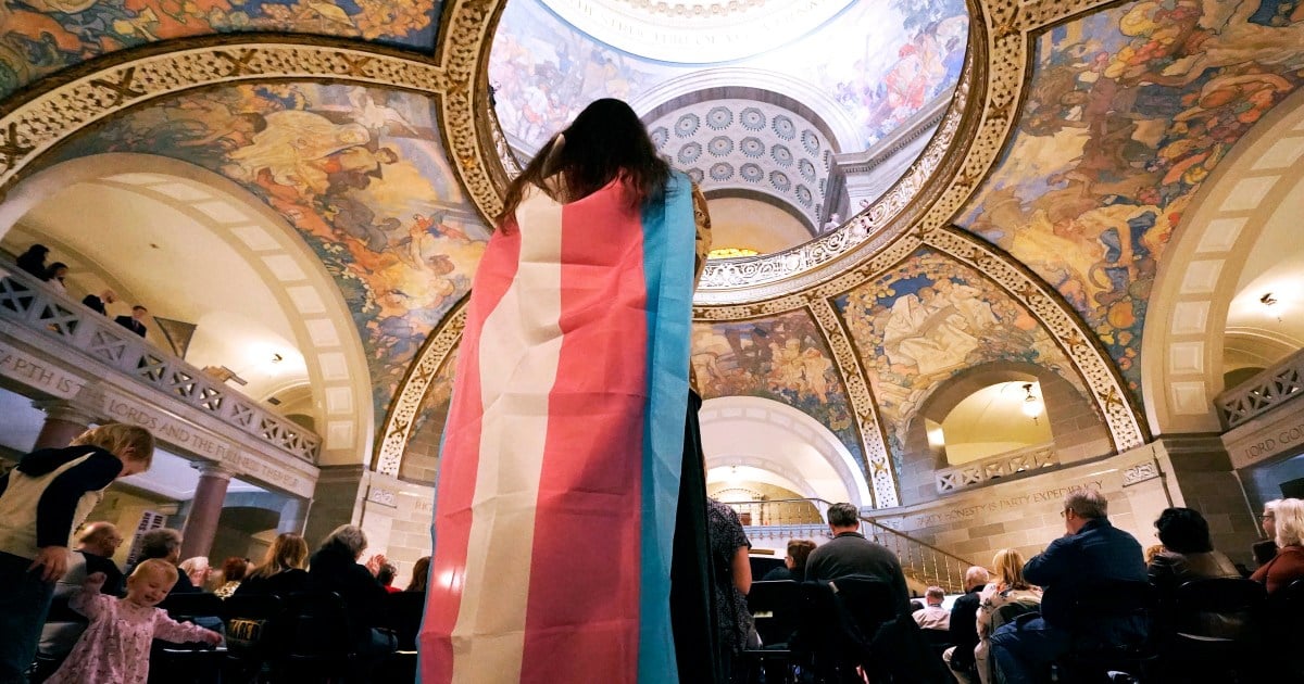 Featured image for Missouri reverses ban on gender-affirming care for minors and adults.