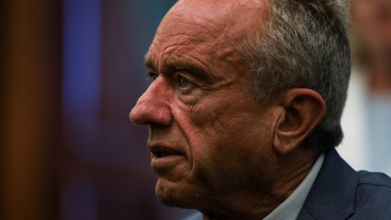 HHS Employees Call for RFK Jr. Resignation Over Public Health Concerns
