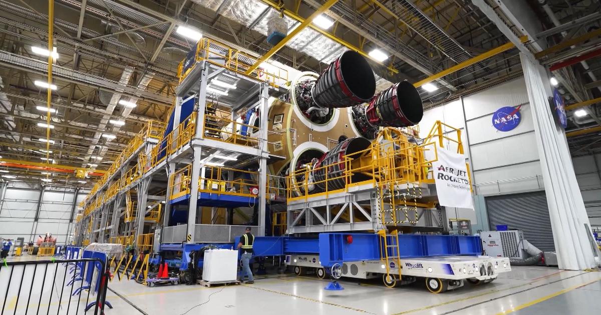 "NASA Collaborates with SpaceX and Blue Origin for Moon Landing Mission"