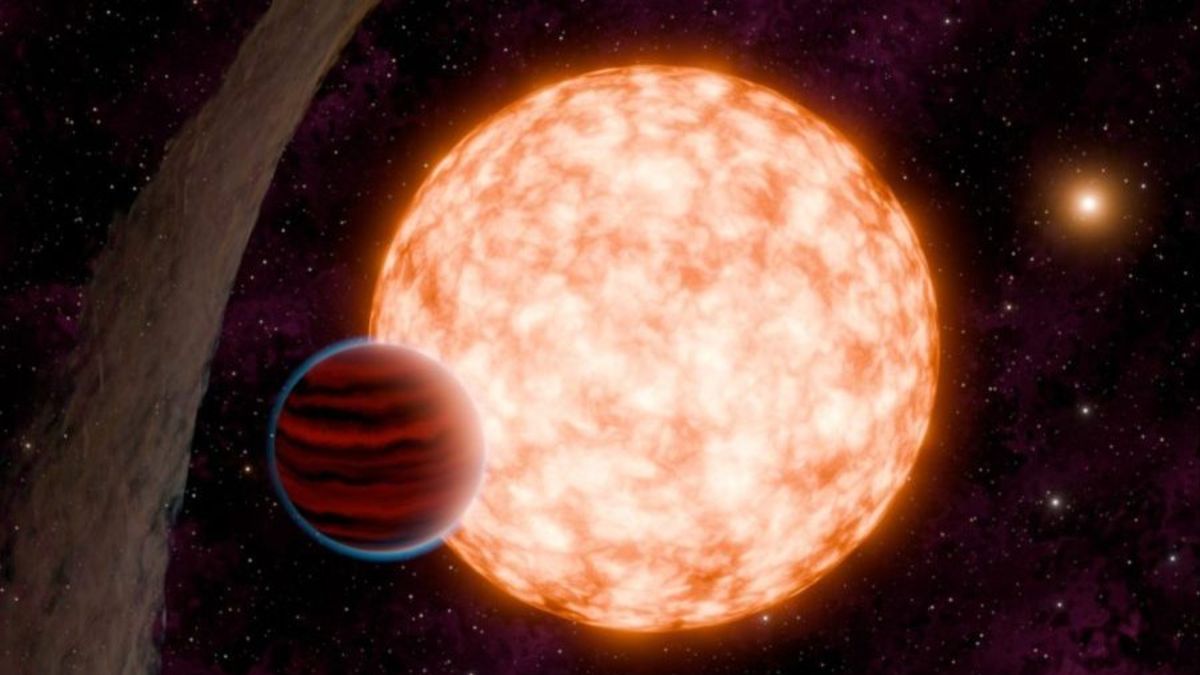 Featured image for Astronomers Spot Youngest Known Exoplanet Orbiting Unusual Star