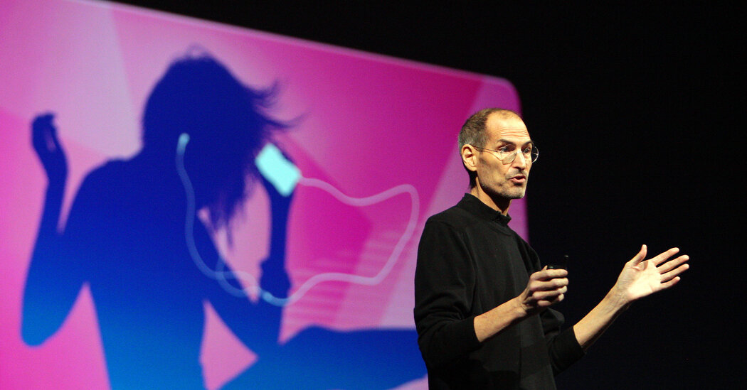 OpenAI's Turmoil: The Influence of Steve Jobs and Microsoft's Interest in Sam Altman