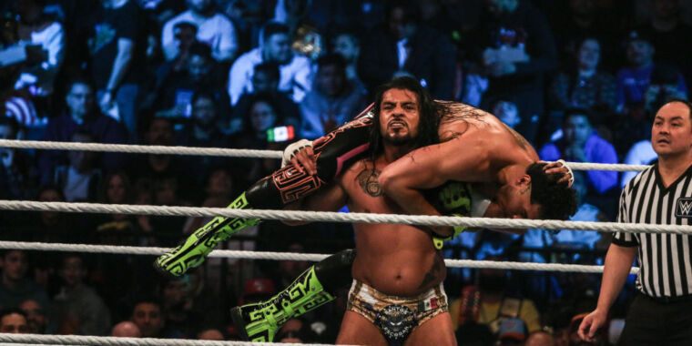 Featured image for "Netflix Secures $5 Billion Deal to Stream WWE Raw from 2025"