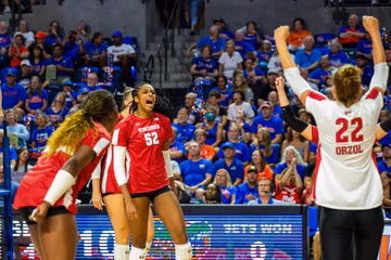 Featured image for Wisconsin triumphs in thrilling five-set battle against Florida