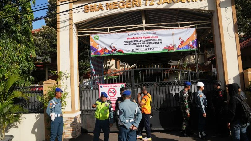 Multiple Explosions Injure Over 50 at Indonesian School Mosque