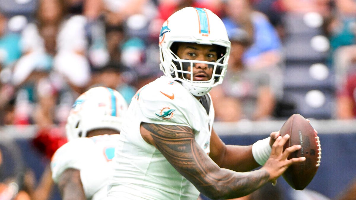 "Broncos vs. Dolphins: Week 3 Clash and Live Updates"