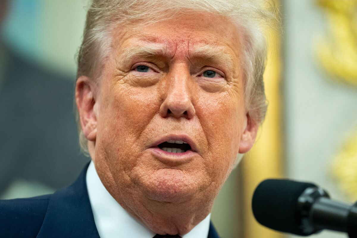 Featured image for Trump to Allow Alternative Assets and Crypto in 401(k)s