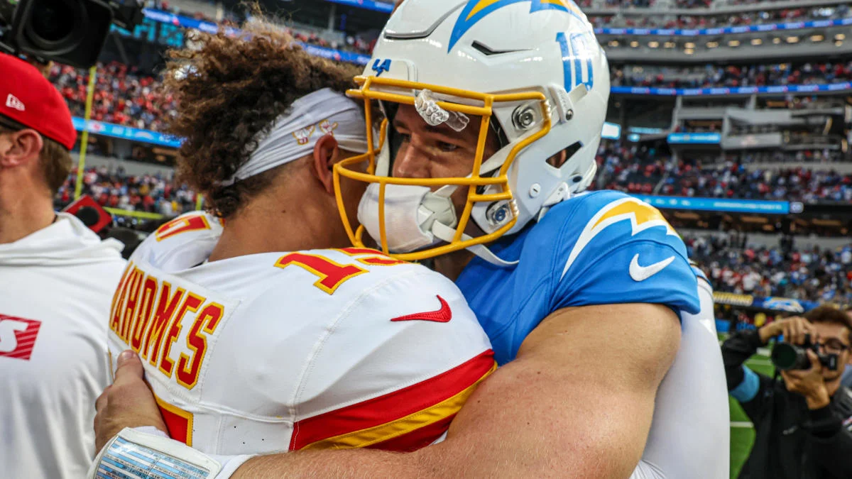 Chiefs vs. Chargers: How to Watch and Live Updates for Sunday Night Showdown