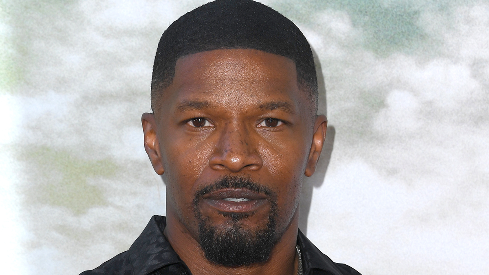 Jamie Foxx Receives Support from Family and Friends During Rehab Stay