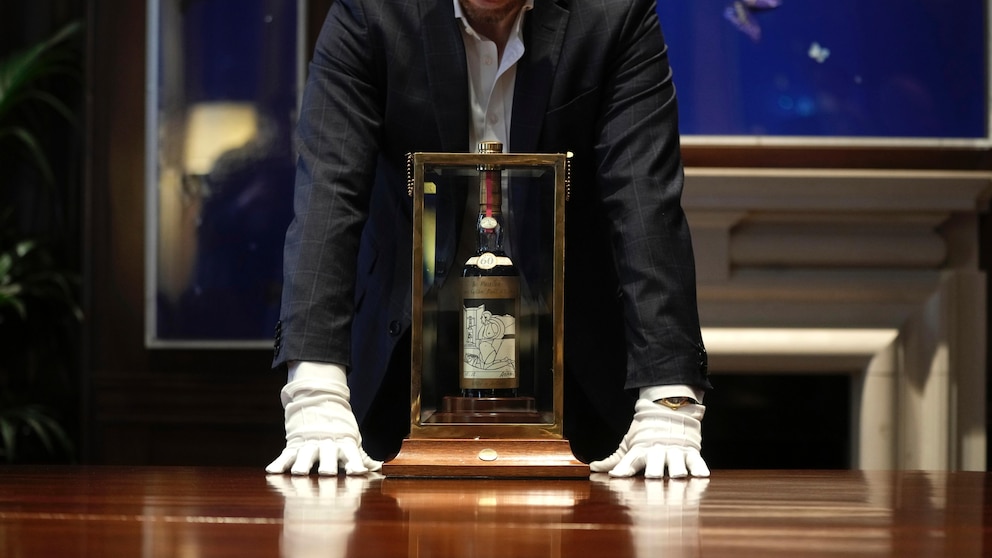Featured image for Record-breaking Auction: Scotch Whisky Fetches Unprecedented $2.7 Million