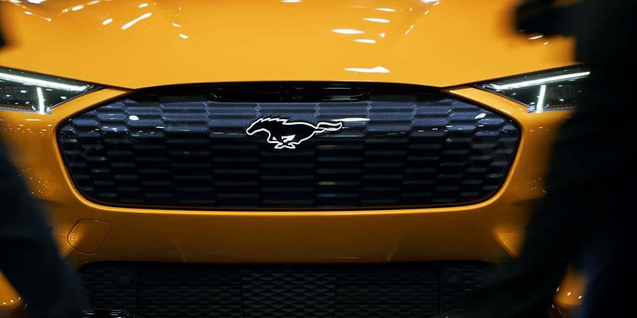 Ford EV Tax Credits Cut in Half, Urging Buyers to Act Now.