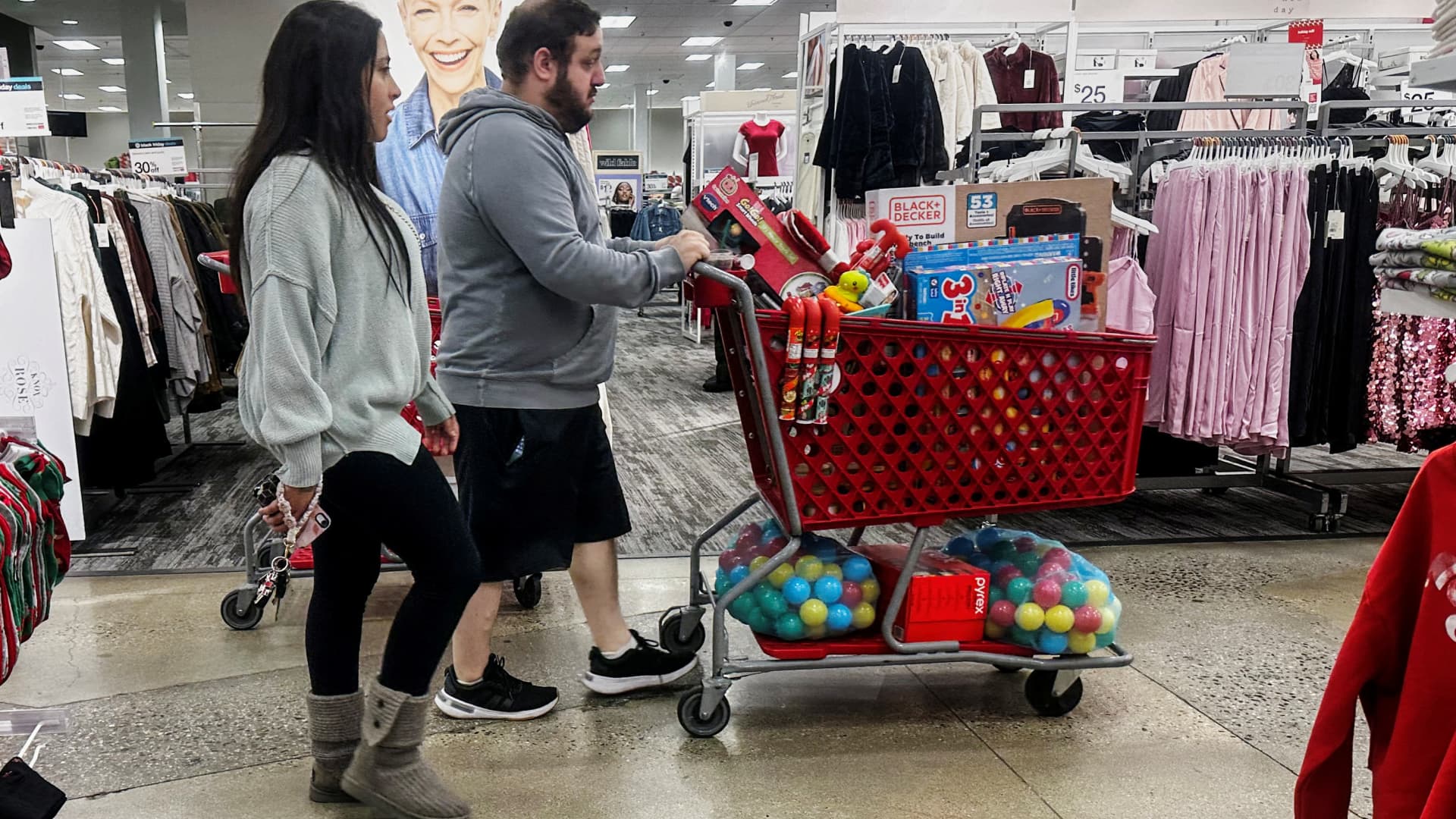 Featured image for Maximizing Financial Gains: Strategies for Profiting from Shifting Interest Rates