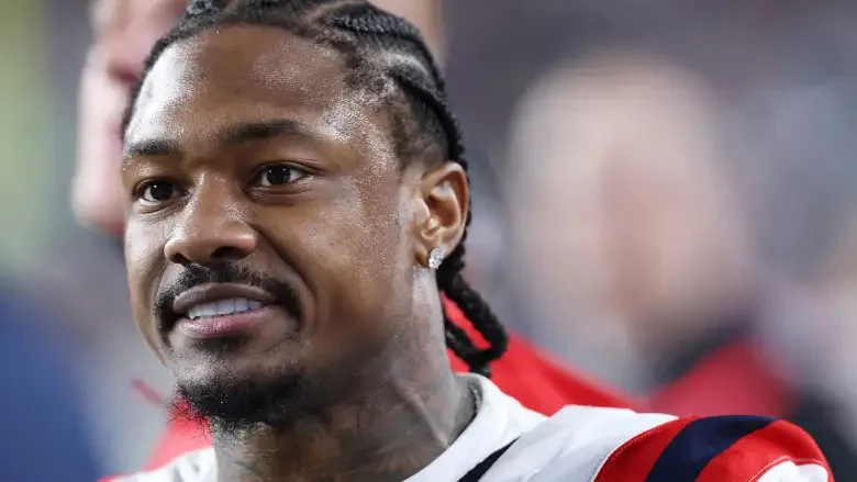 Diggs Sparks Fresh Controversy With Cryptic Social Posts Amid Patriots Era