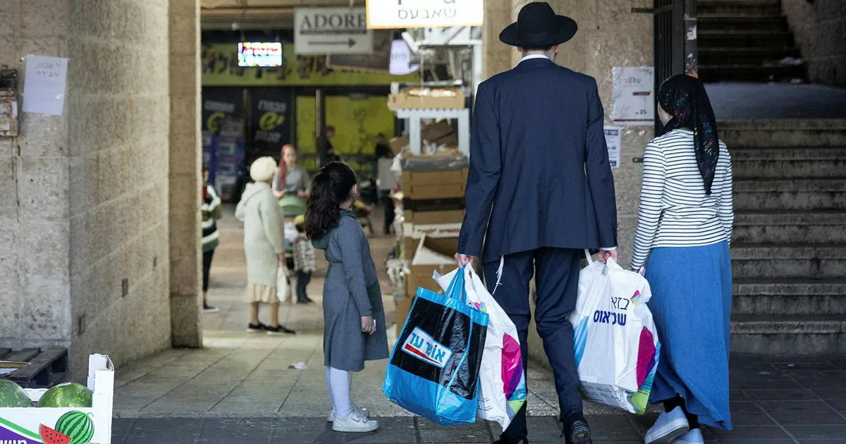 Featured image for Measles Outbreak Expands Across Jerusalem and Surrounding Areas