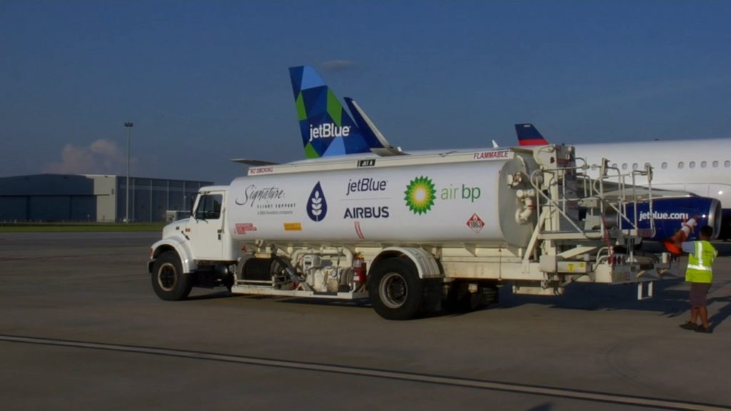 Featured image for "Airlines Push for Sustainable Fuel to Cut Carbon Emissions"