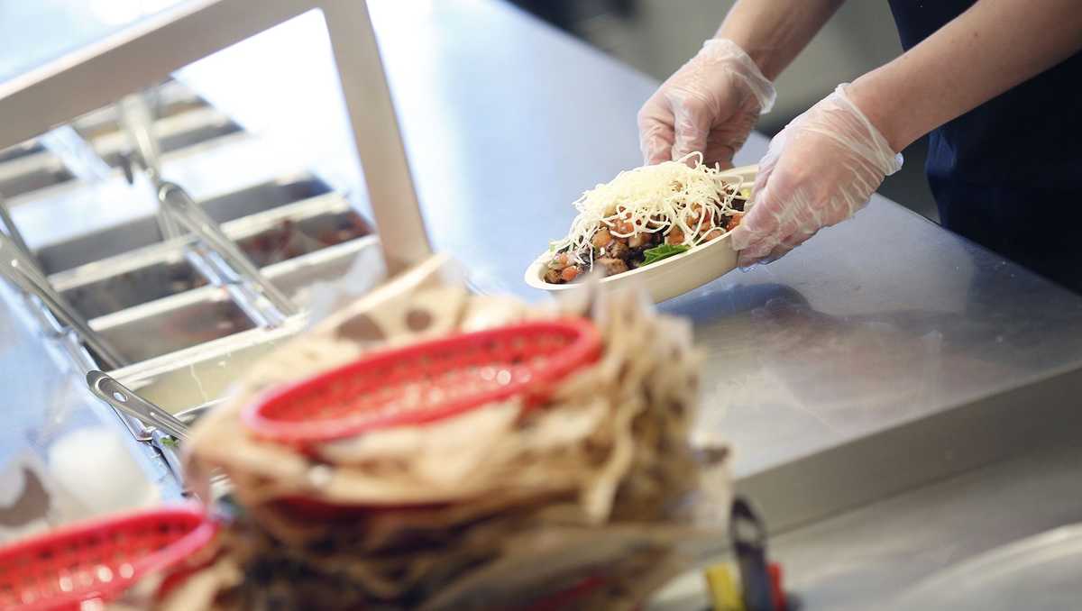 Woman Sentenced to Fast-Food Job for Assaulting Chipotle Worker