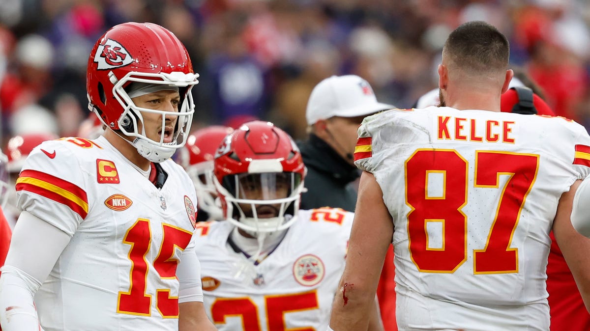 Featured image for "Super Bowl LVI: Chiefs vs. 49ers - History, Heartbreak, and High Stakes"