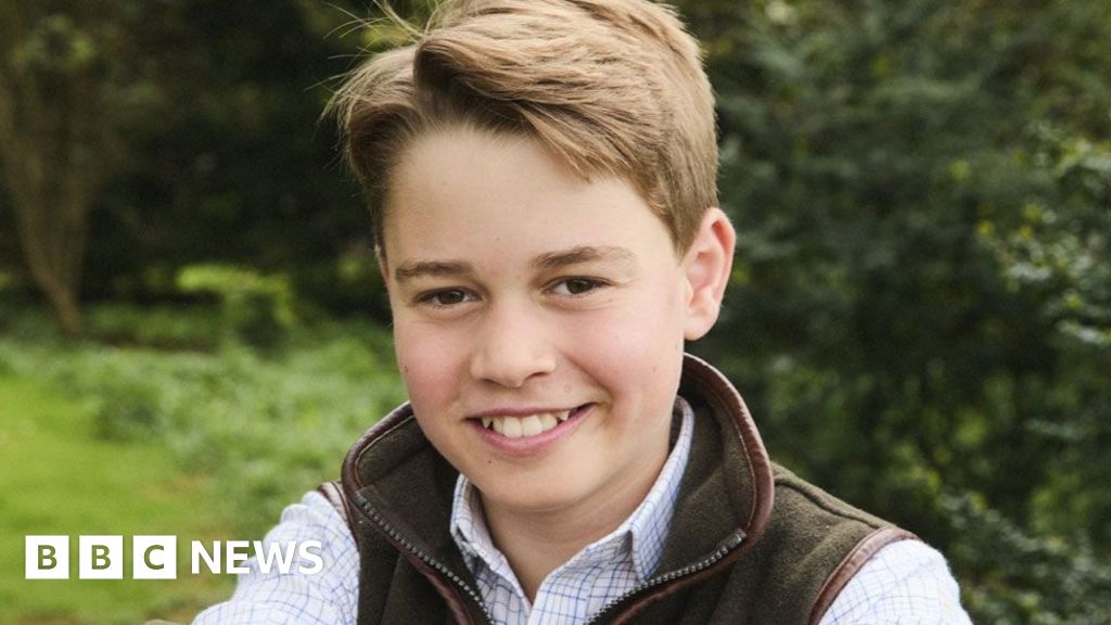 Featured image for Prince George Celebrates 12th Birthday with New Photo Release