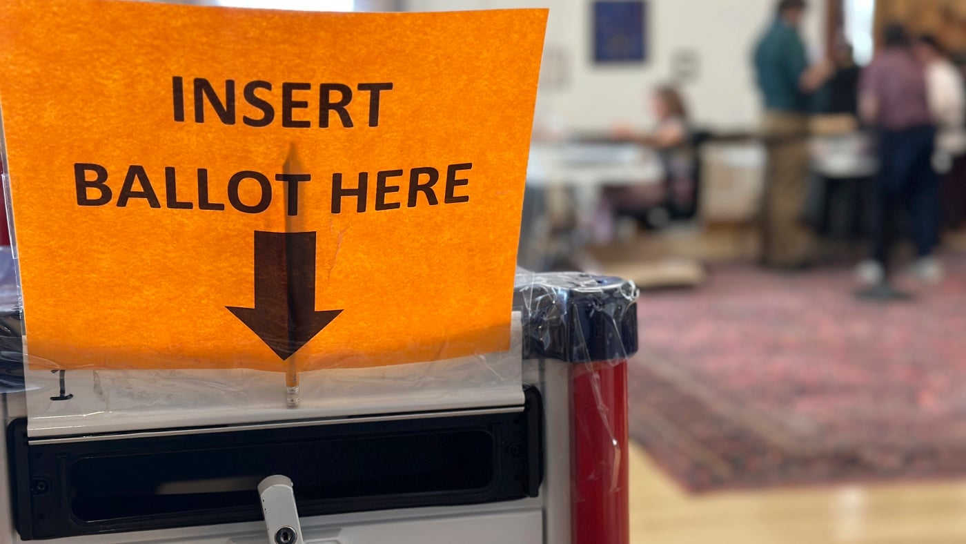 Featured image for DHS warns states: Adhere to voting rules to secure election funds