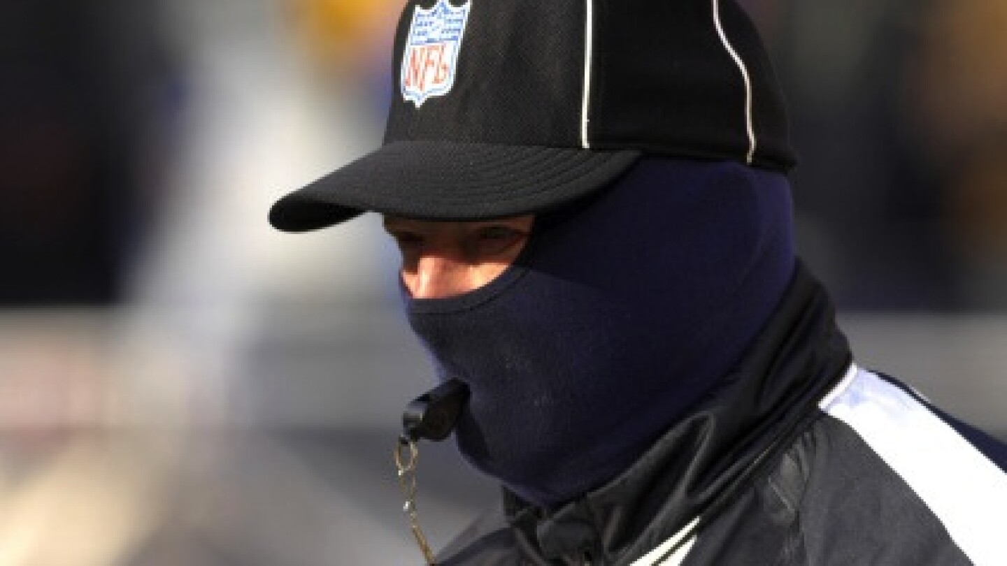 "Chiefs vs. Dolphins: Frigid Forecast and Mahomes' Cold-Weather Record"