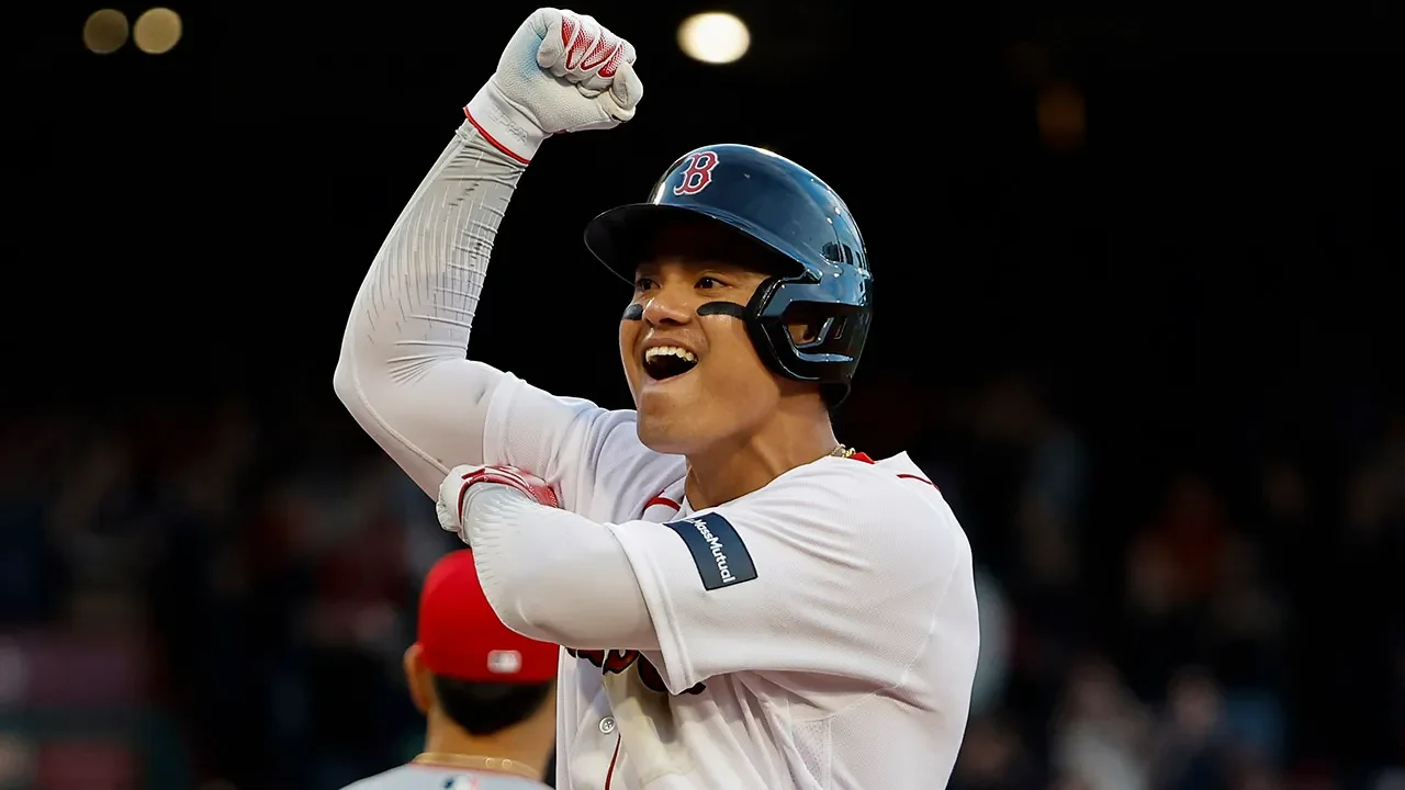 Yu Chang leads Red Sox to comeback victory over Angels.