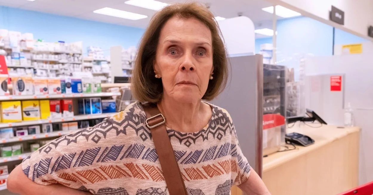 AirPods Win: Viral Kroger Showdown Between a Millennial and an Entitled Boomer