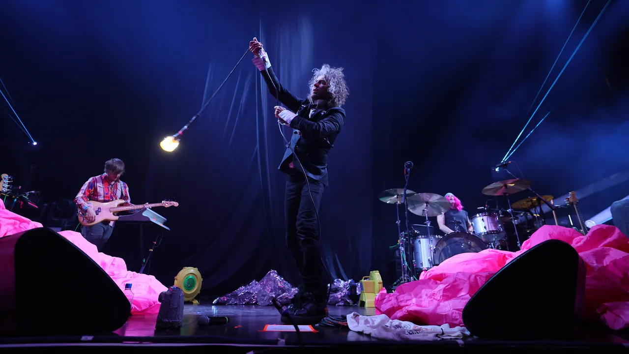 Featured image for Steven Drozd Exits The Flaming Lips Amid Band Split