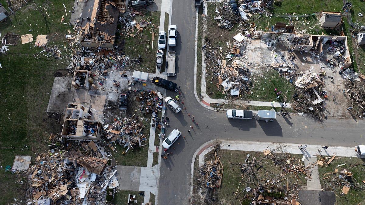 "Devastating Tornadoes Strike Ohio, Indiana, and Kentucky: Aerial Footage and Recovery Efforts"