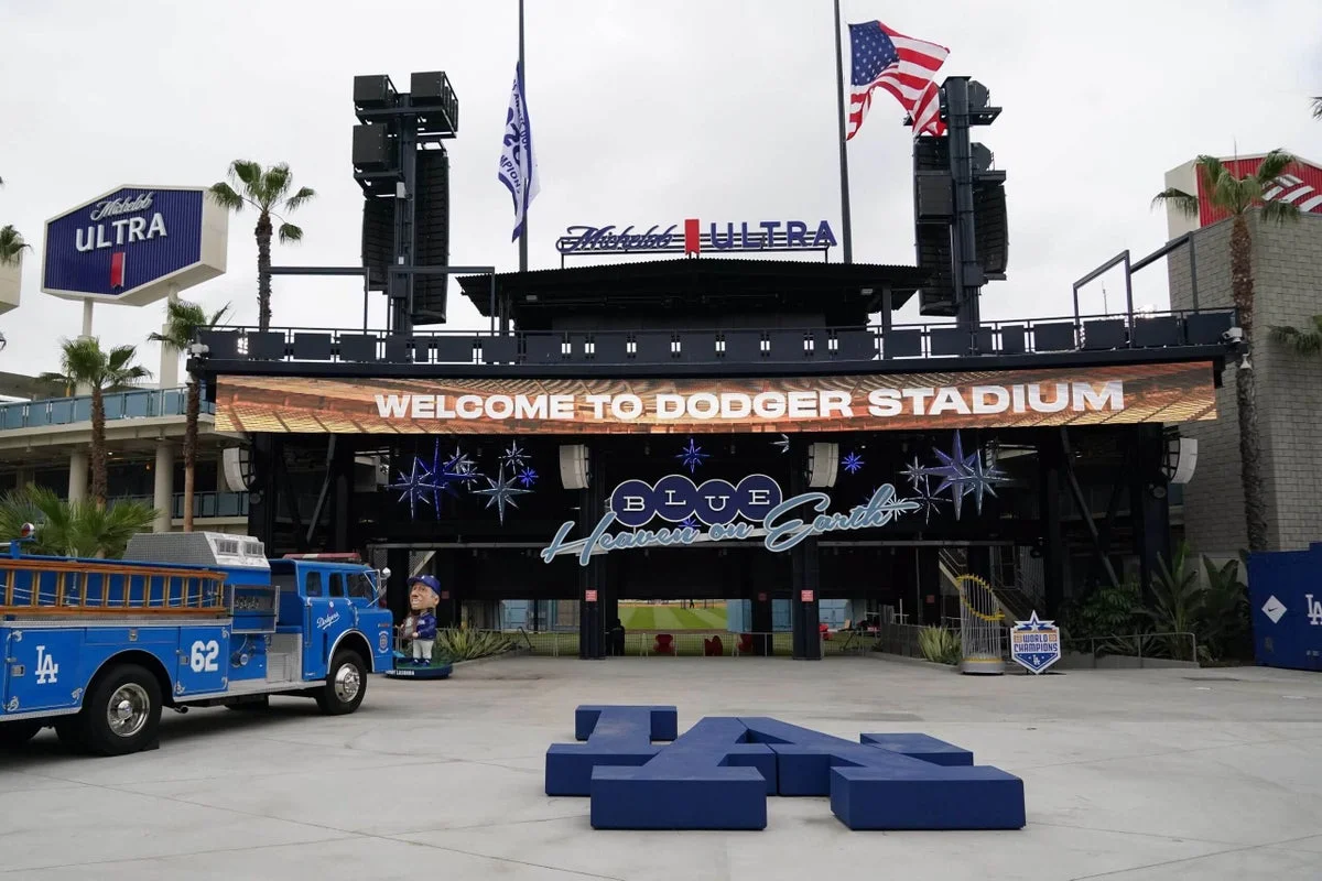 Dodgers refuse federal agents access to stadium parking amid immigration tensions