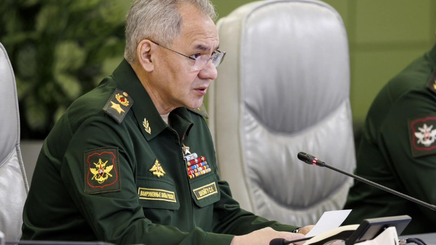 "Russian Defense Minister Warns France Against Sending Troops to Ukraine"
