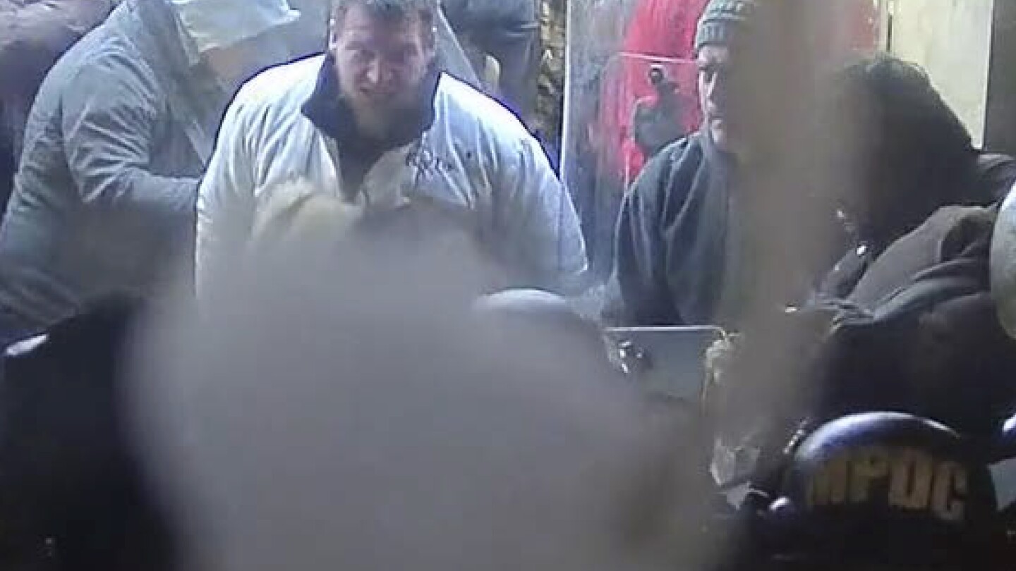 Capitol Rioter Sentenced to Over 7 Years in Prison for Assaulting Police