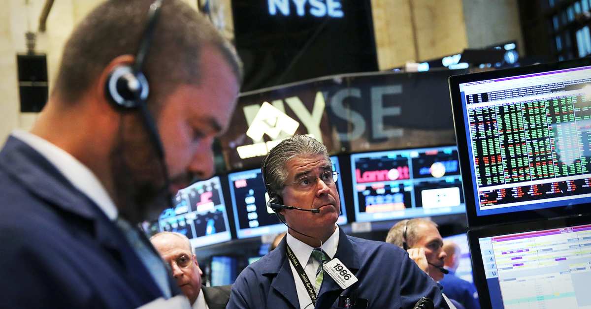 Stocks Climb Amid Jobs Data and Powell's Anticipated Remarks