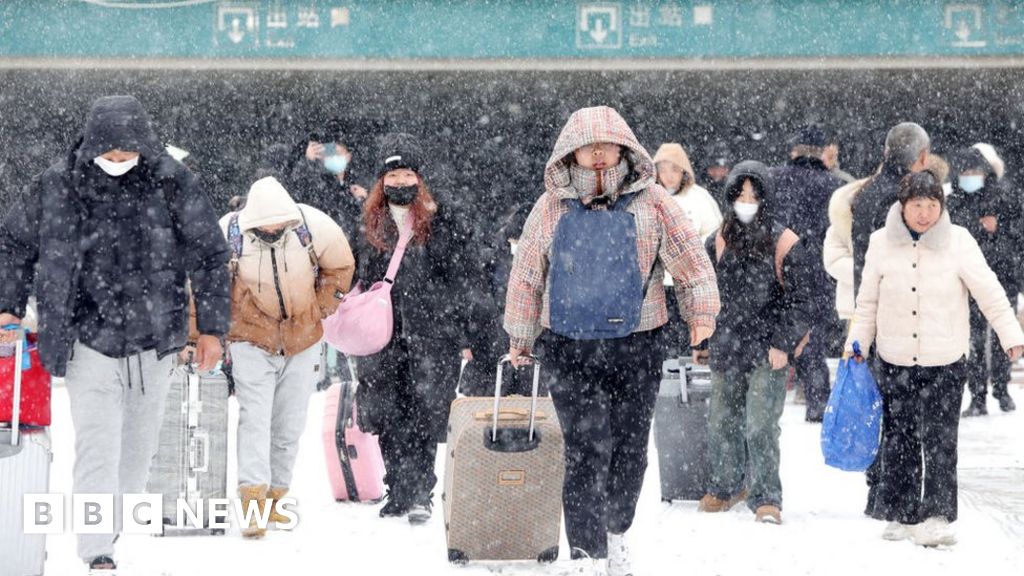 Winter Storms Cause Chaos for Chinese Lunar New Year Travel