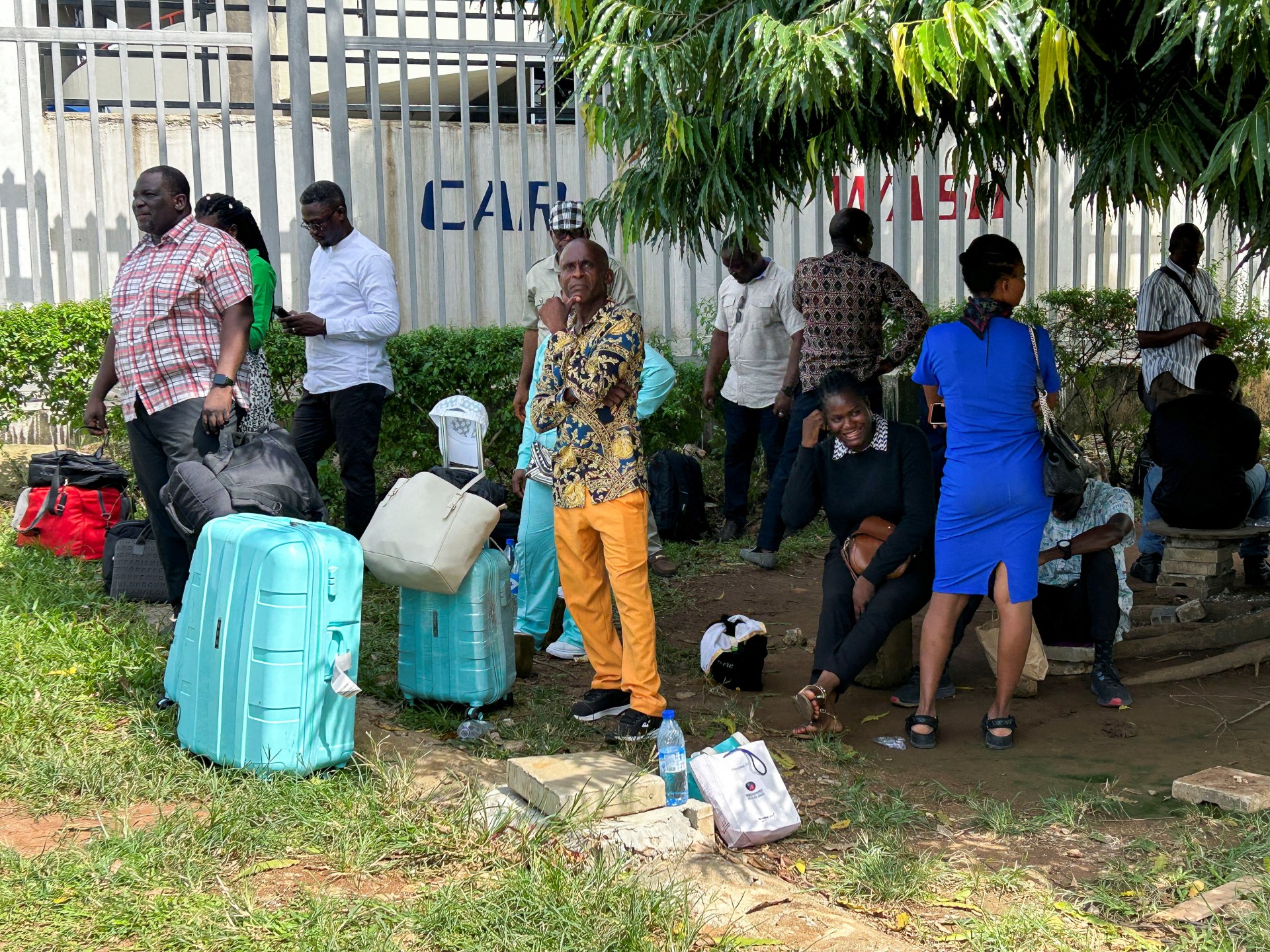 Nigeria's Power Grid and Airports Shut Down Amid Union Wage Strike