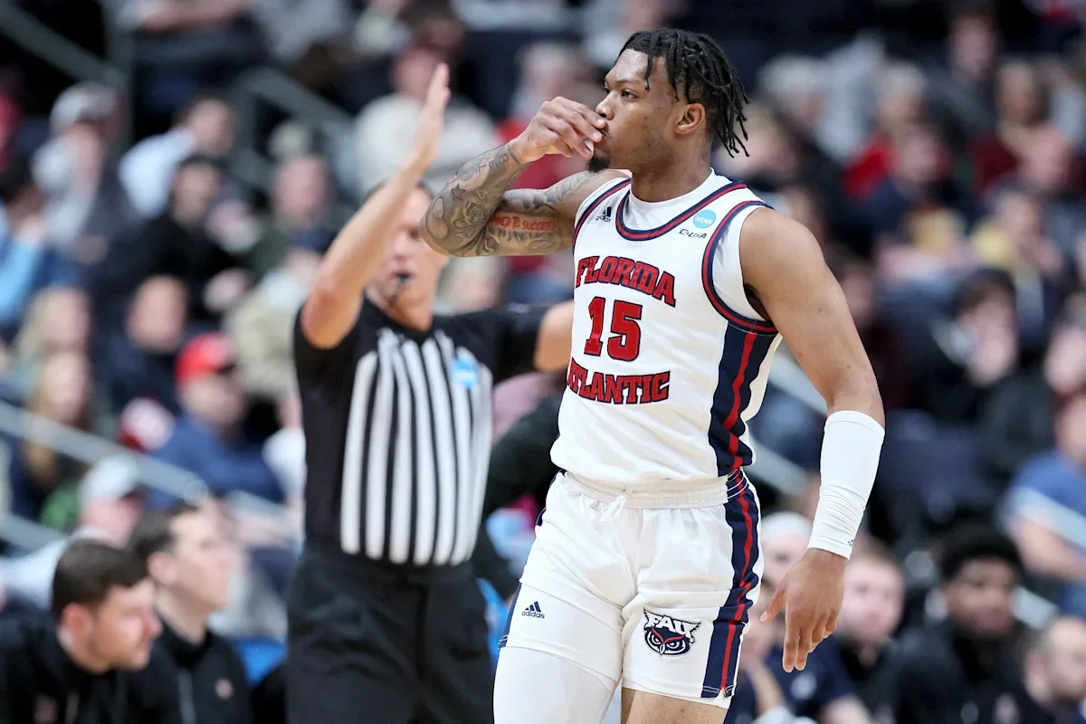 Florida Atlantic Upsets Fairleigh Dickinson in March Madness Showdown