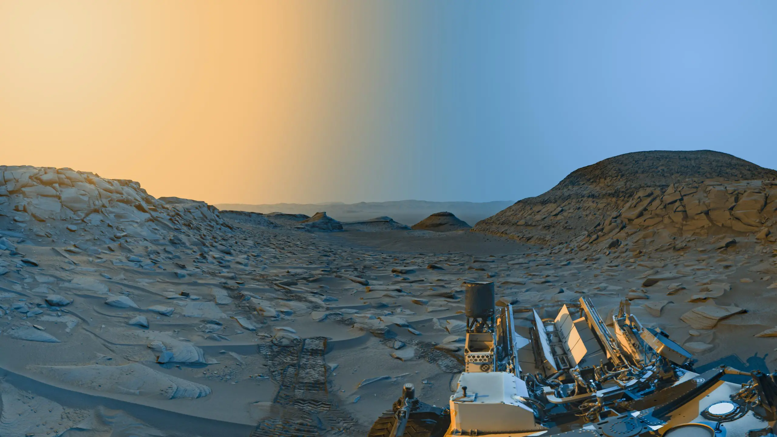 Featured image for Curiosity Rover's Stunning Martian Postcards.